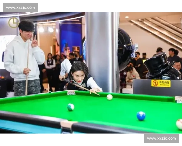 巅峰对决潘晓婷对阵米斯金娜世界级台球焦点战荣耀之夜