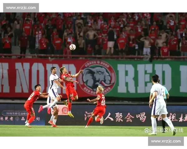 广州恒大迎战上海绿地焦点对决中超争冠格局再起波澜引发球迷热议关注