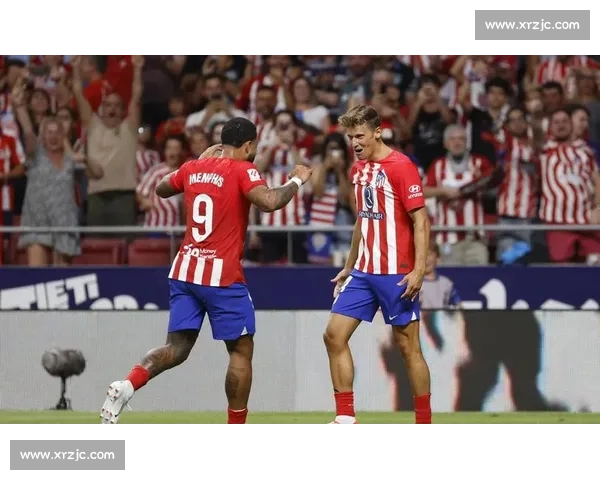 波城对阵巴黎焦点之战攻防博弈谁能笑到最后赛季关键走向引发关注 波城对阵巴黎焦点之战攻防博弈谁能笑到最后赛季关键走向引发关注