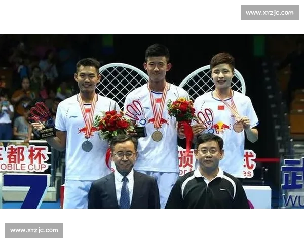 林丹与石宇奇激烈对决 谁将成为羽毛球场上的新王者