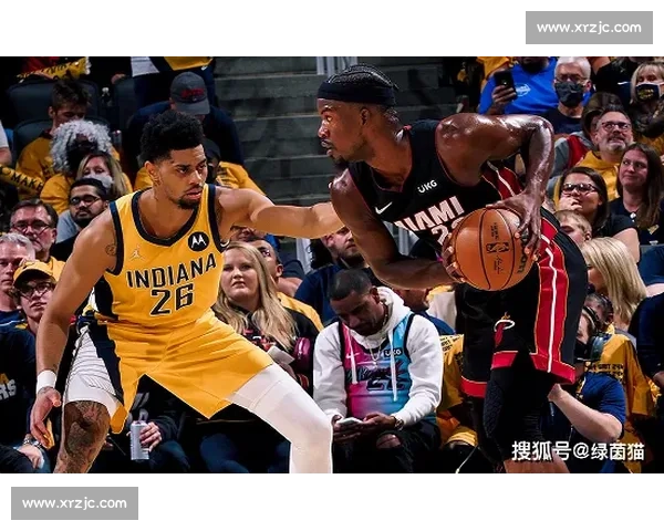 热火步行者首战激烈碰撞攻防博弈揭开系列赛走向悬念之夜东部对决